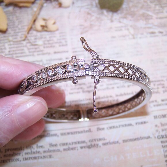 Vintage ADI Thailand Sterling Silver Cubic Zirconia CZ Hinged Bangle Bracelet - Picture 10 of 11